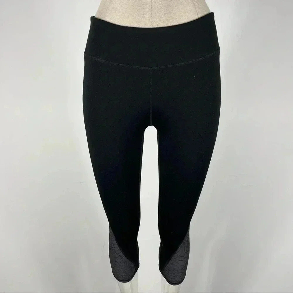 Fabletics cropped  pants